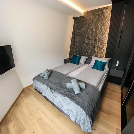 Vijecnica Urban Nest Апартаменты Сараево