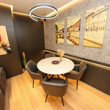 Апартаменты Vijecnica Urban Nest *